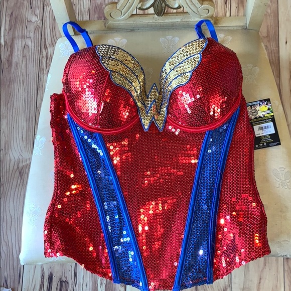 Other - NWT Wonder Woman sequined bustier - size L